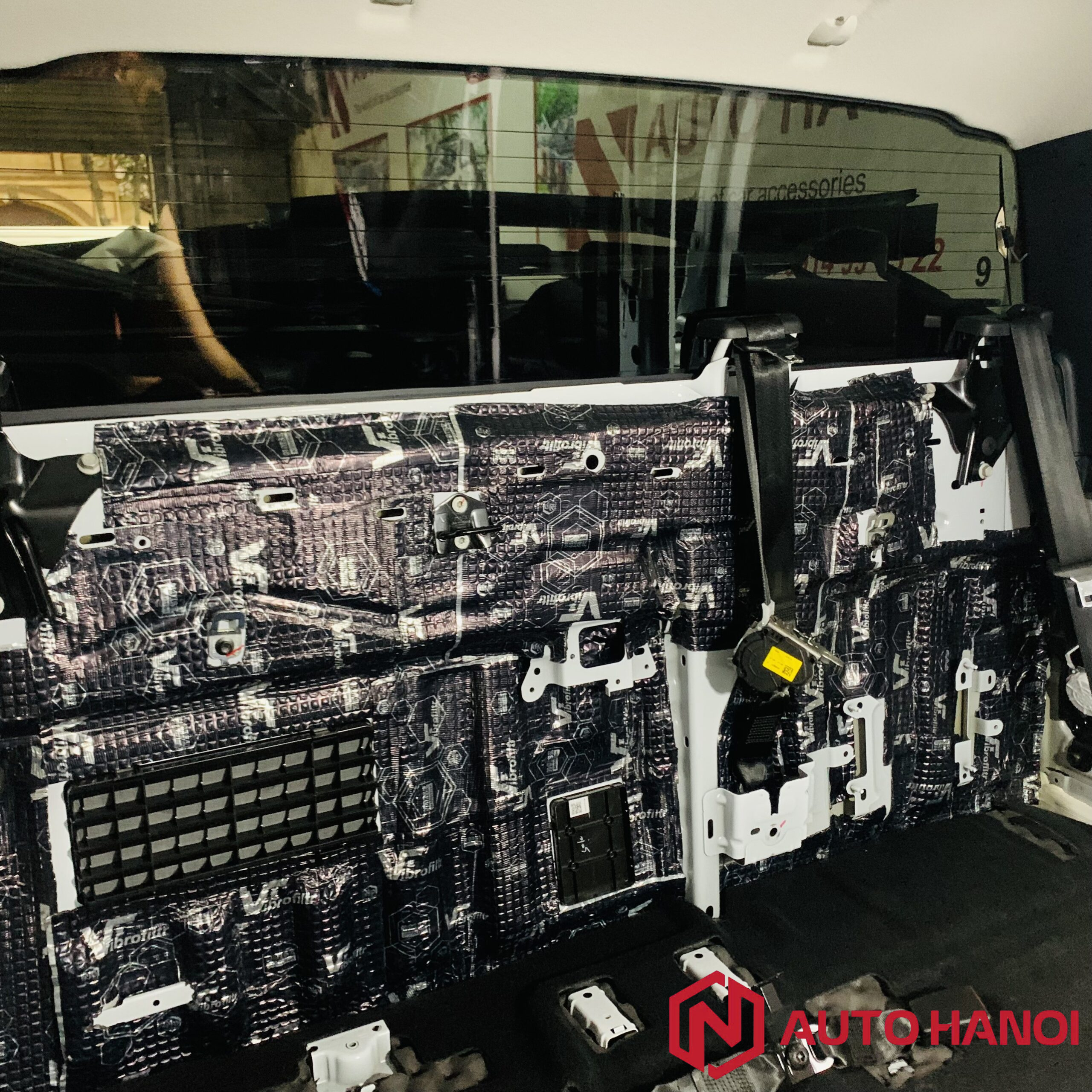 Chống ồn lưng sau bán tải