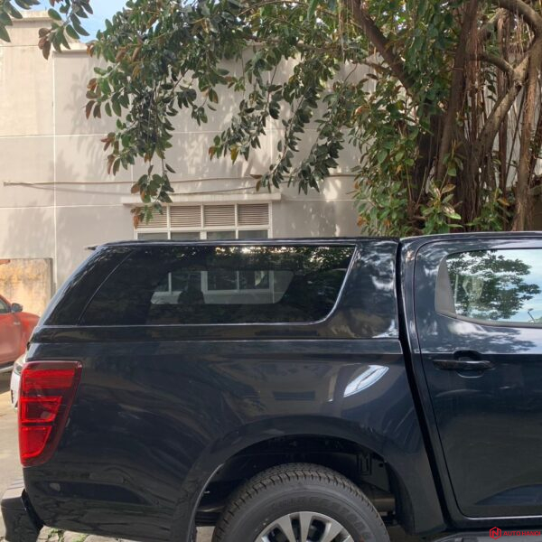 Nắp thùng cao Mazda BT50 2021-2023 mẫu không đèn hậu