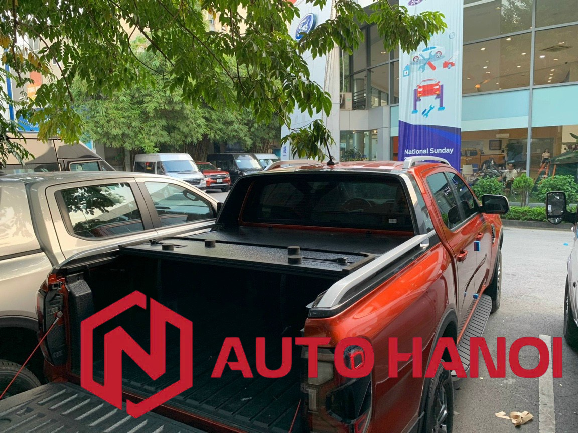 Nắp thùng 3 tấm Ford Ranger Wildtrak 2023 - Ảnh 2