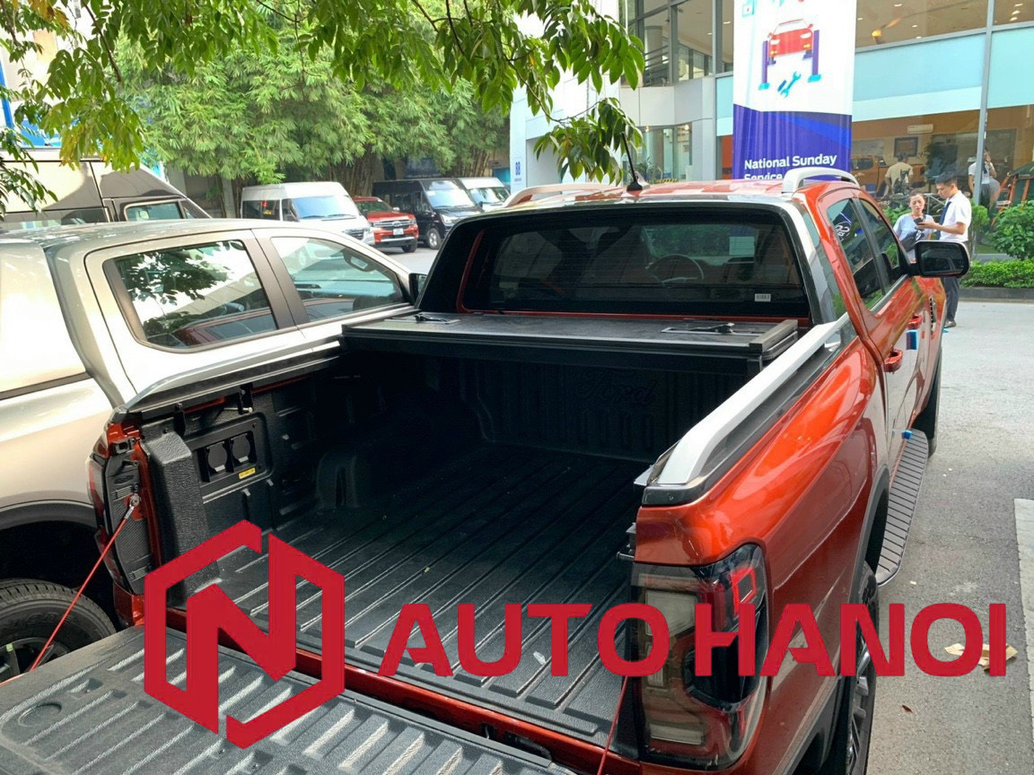 Nắp thùng 3 tấm Ford Ranger Wildtrak 2023 - Ảnh 3