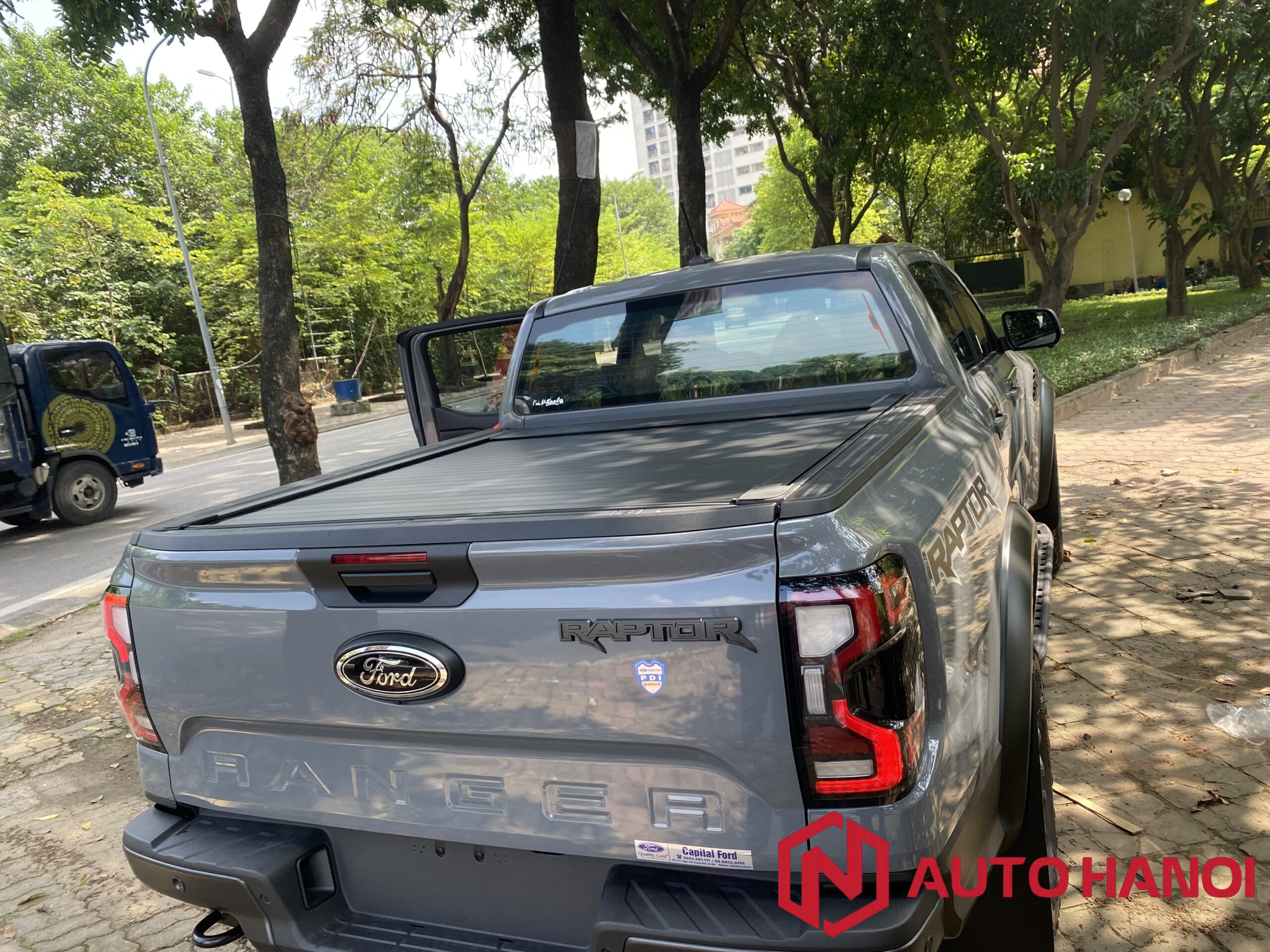 Nắp thùng cuộn MoutainTop Úc xe Raptor, Ranger 2023 - Ảnh 2