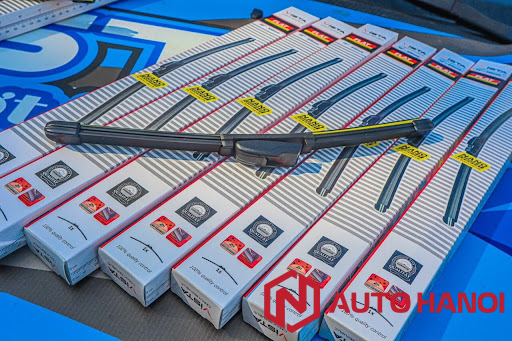 gạt mưa xe ô tô