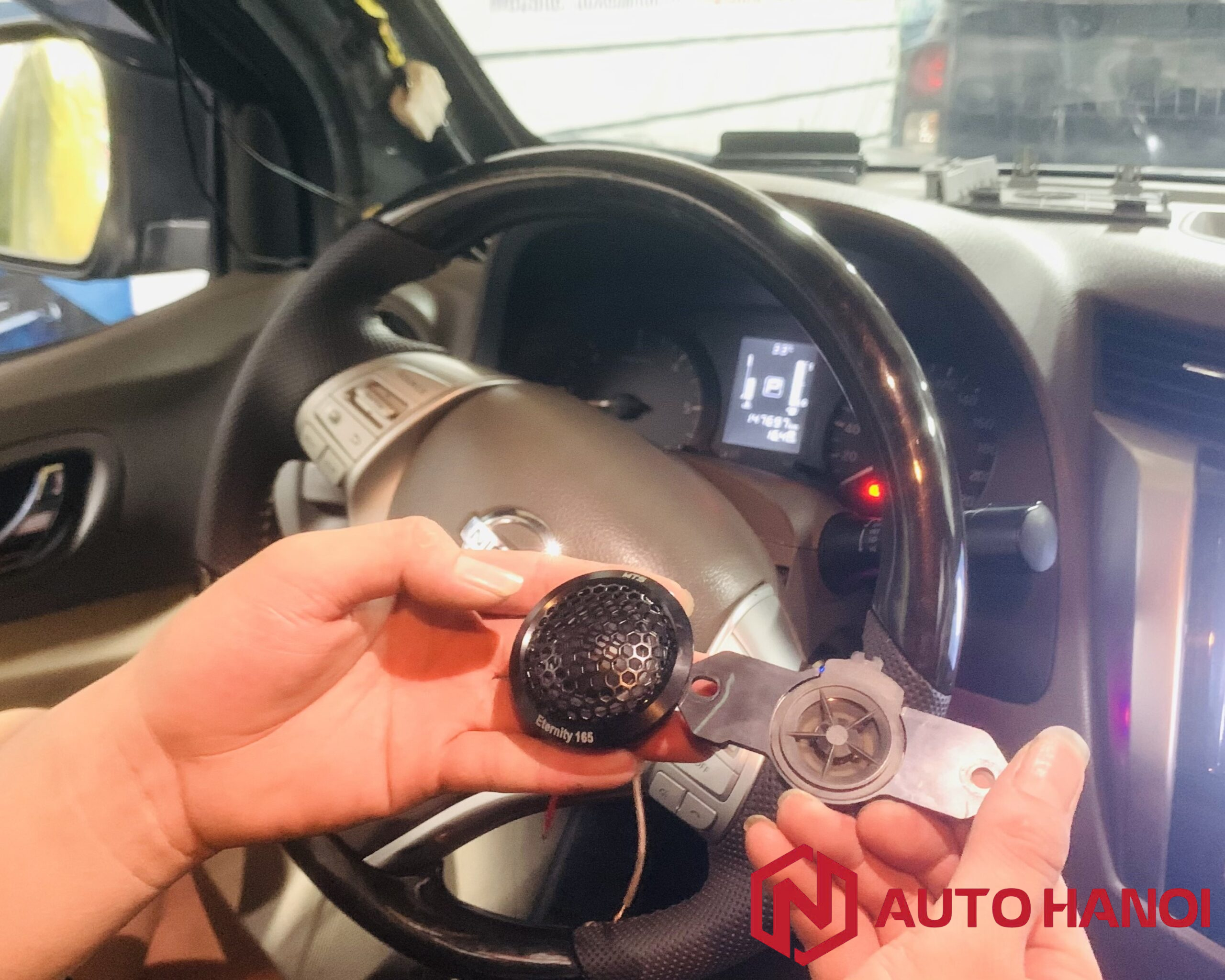 Loa xe Nissan Navara tần số cao tweeter hãng MTS Ytalia