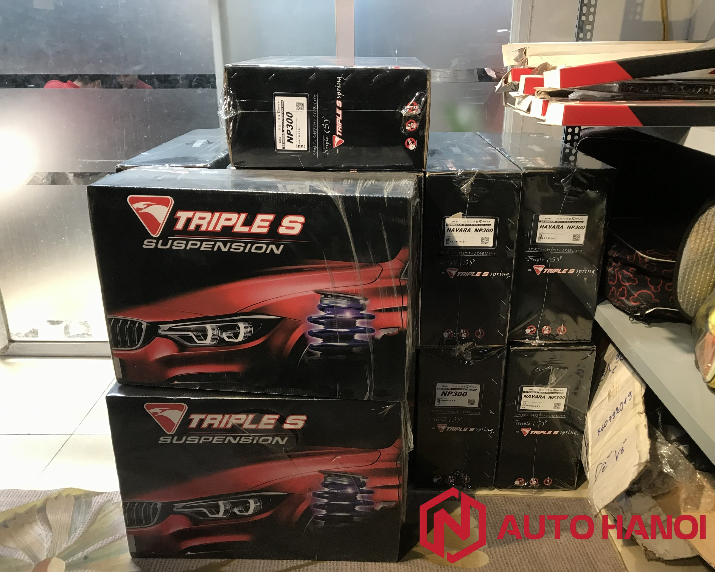 Nâng gầm tăng tải xe Nissan Navara với lò xo Triple S - Ảnh 3