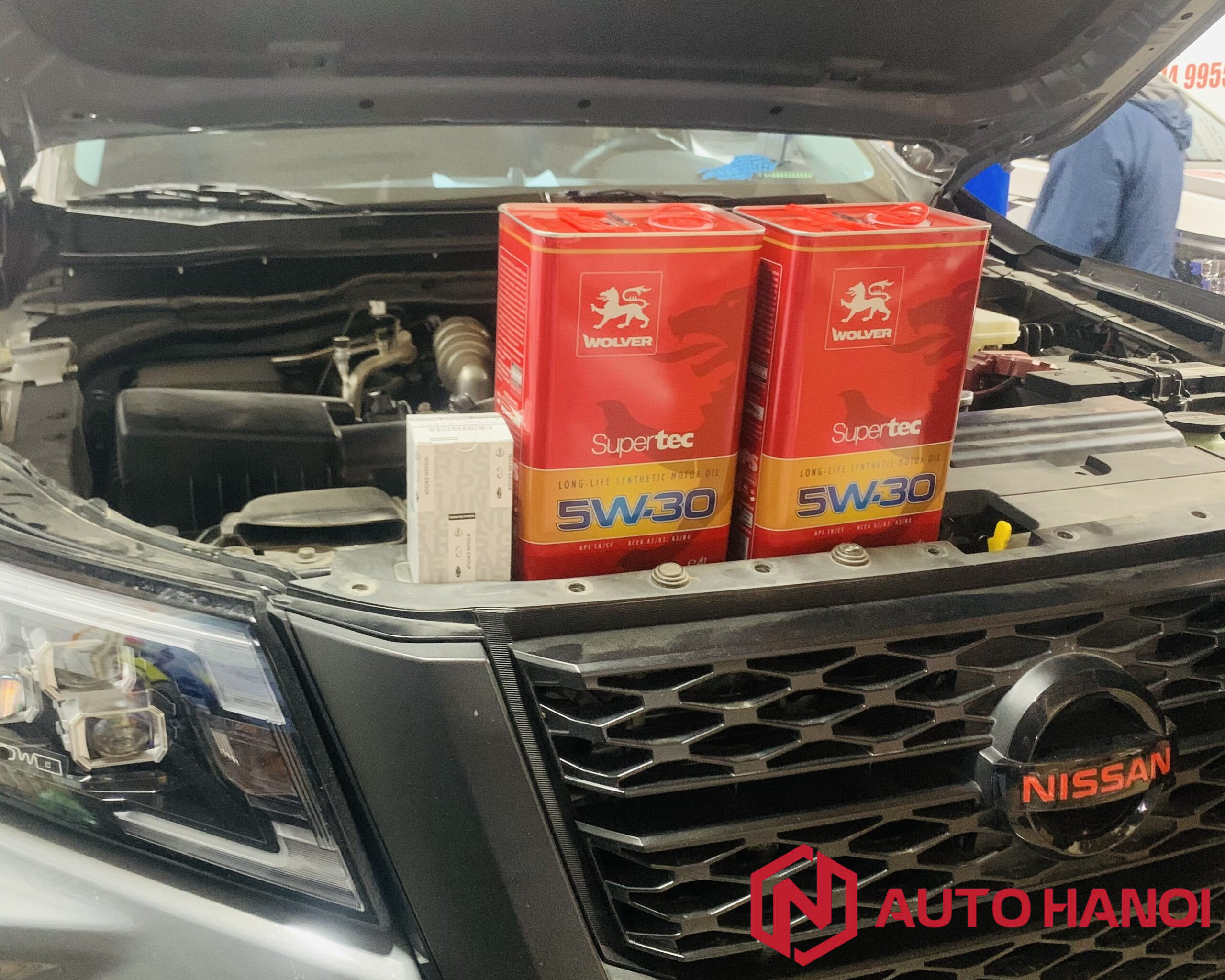 Thay dầu xe Nissan Navara 2023 hãng Wolver - Ảnh 2