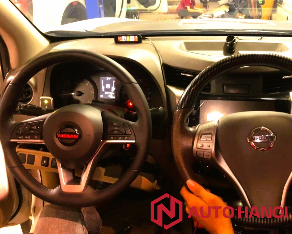 Thay đổi vô lăng Nissan Navara đời thấp 2016 lên đời cao 2024 - Ảnh 2