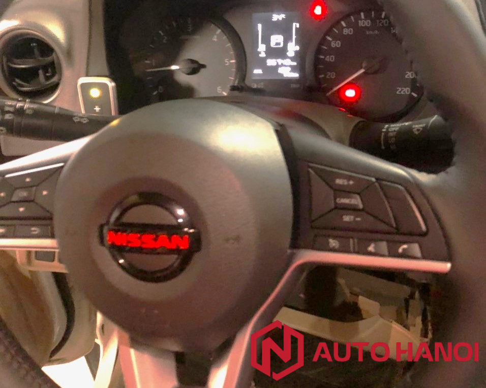 Thay đổi vô lăng Nissan Navara đời thấp 2016 lên đời cao 2024 - Ảnh 3
