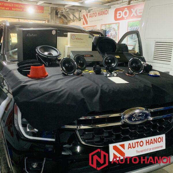 Nâng cấp âm thanh xe Ford Everest 2024