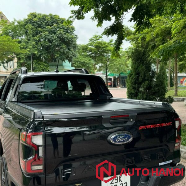 Nắp thùng cuộn cơ xe Ford StormTrak 2024 mới nhất