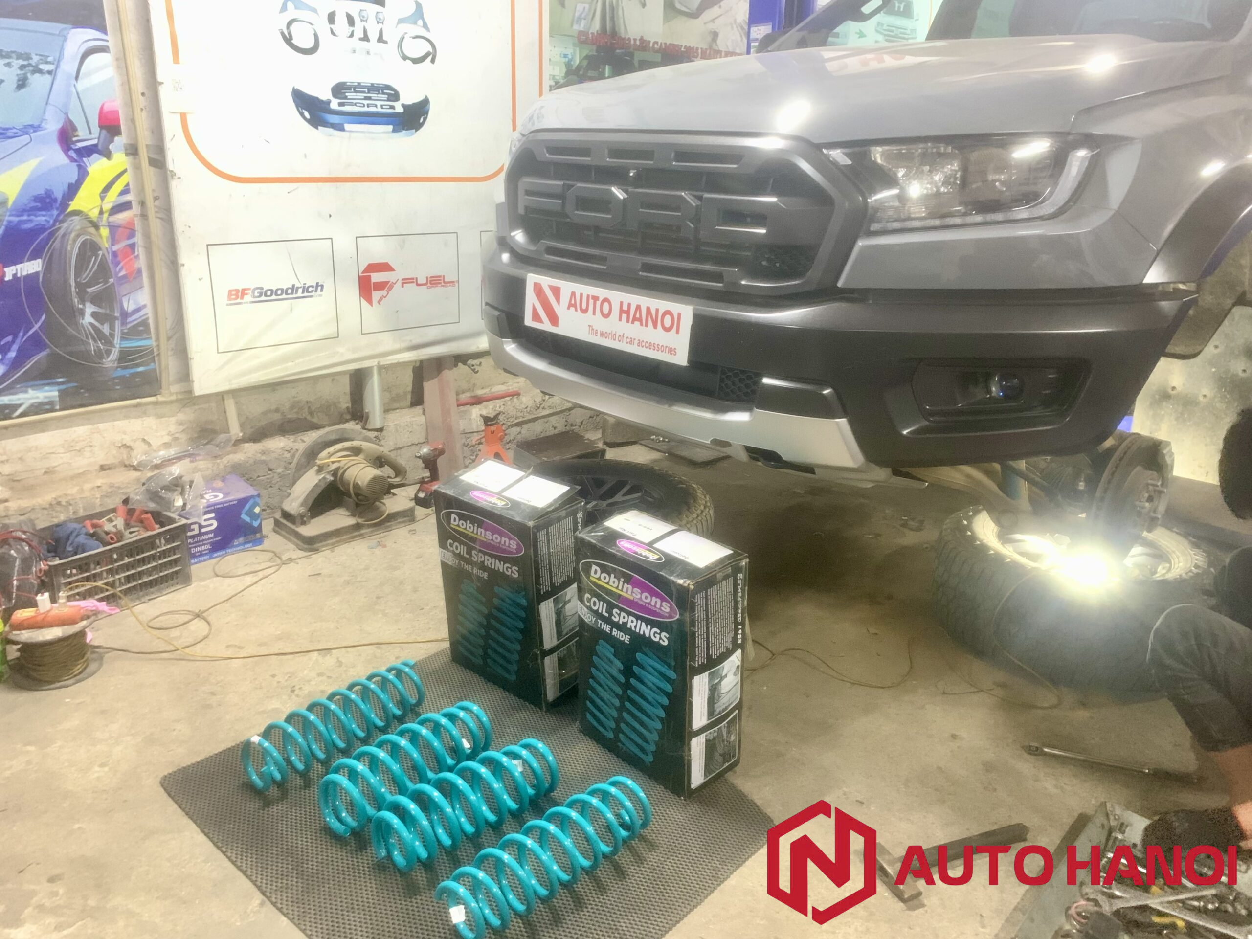 Lò xo Dobinson xe Ford Raptor cân bằng, ổn định, êmái