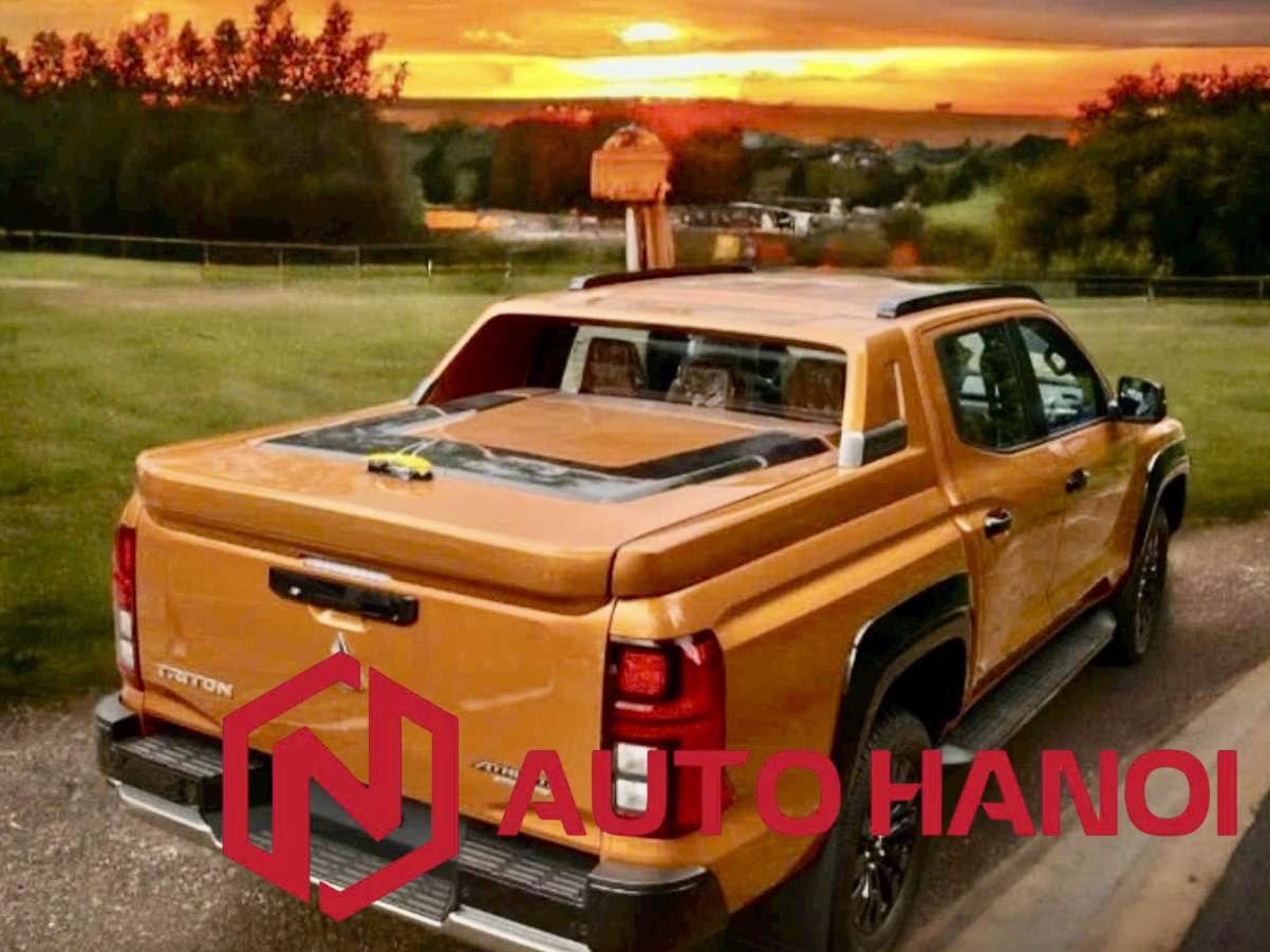 Nắp thùng thấp xe Triton 2024 loại mở 45 độ