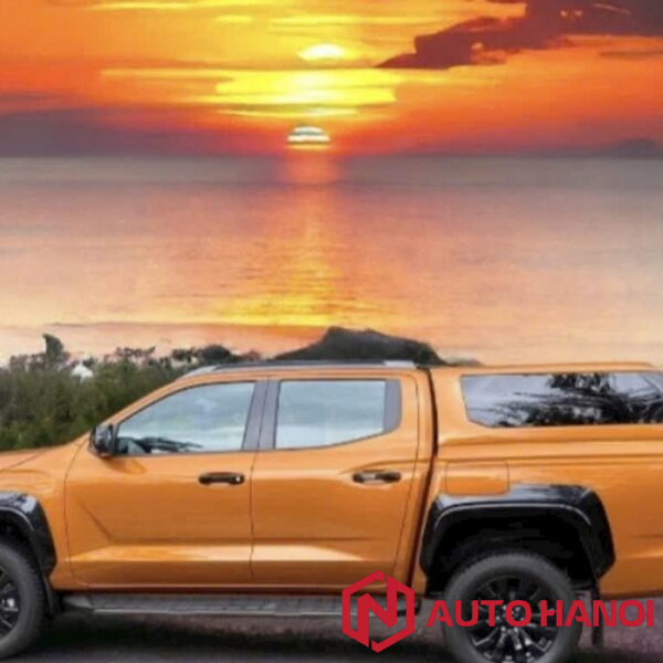 Nắp thùng cao xe Mishubishi Triton 2024 loại không đèn