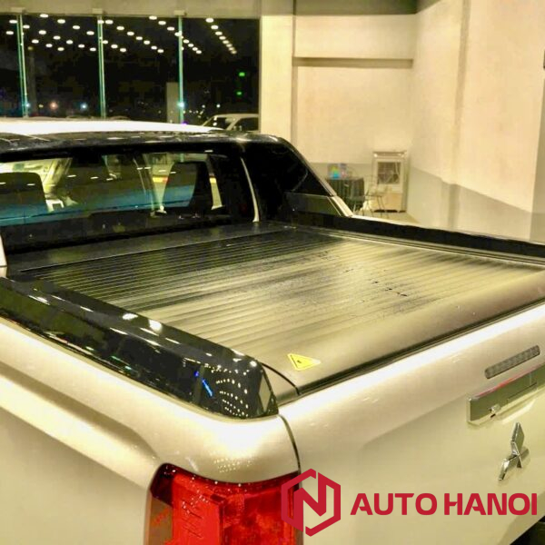 Nắp thùng cuộn xe Mitshubishi Triton 2024 loại kéo tay