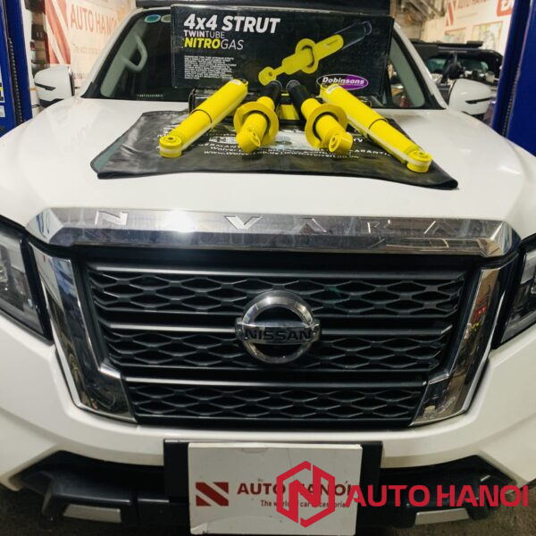 Giảm xóc xe Nissan Navara 2023-2025 hãng Dobinson Nitro