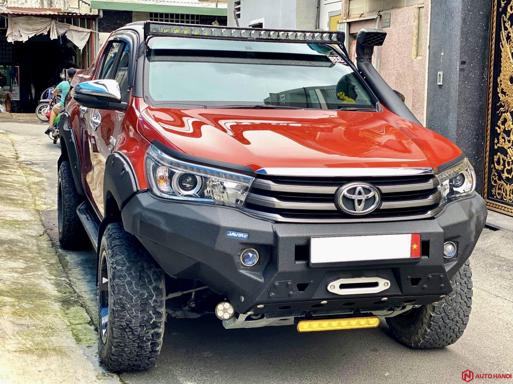 Độ xe bán tải Toyota Hilux 2015-2022 đẹp chất - Ảnh 2