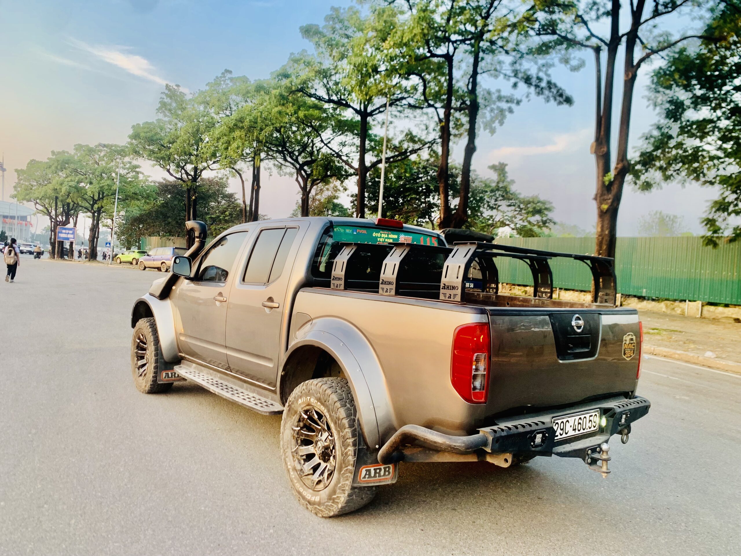 Độ xe bán tải Nissan Navara D40 đời xe 2010 - 2014 - Ảnh 2